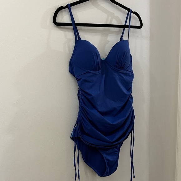 SPANX Vibrant Blue One Piece swimsuit - women’s medium - size rouging - Picture 1 of 6